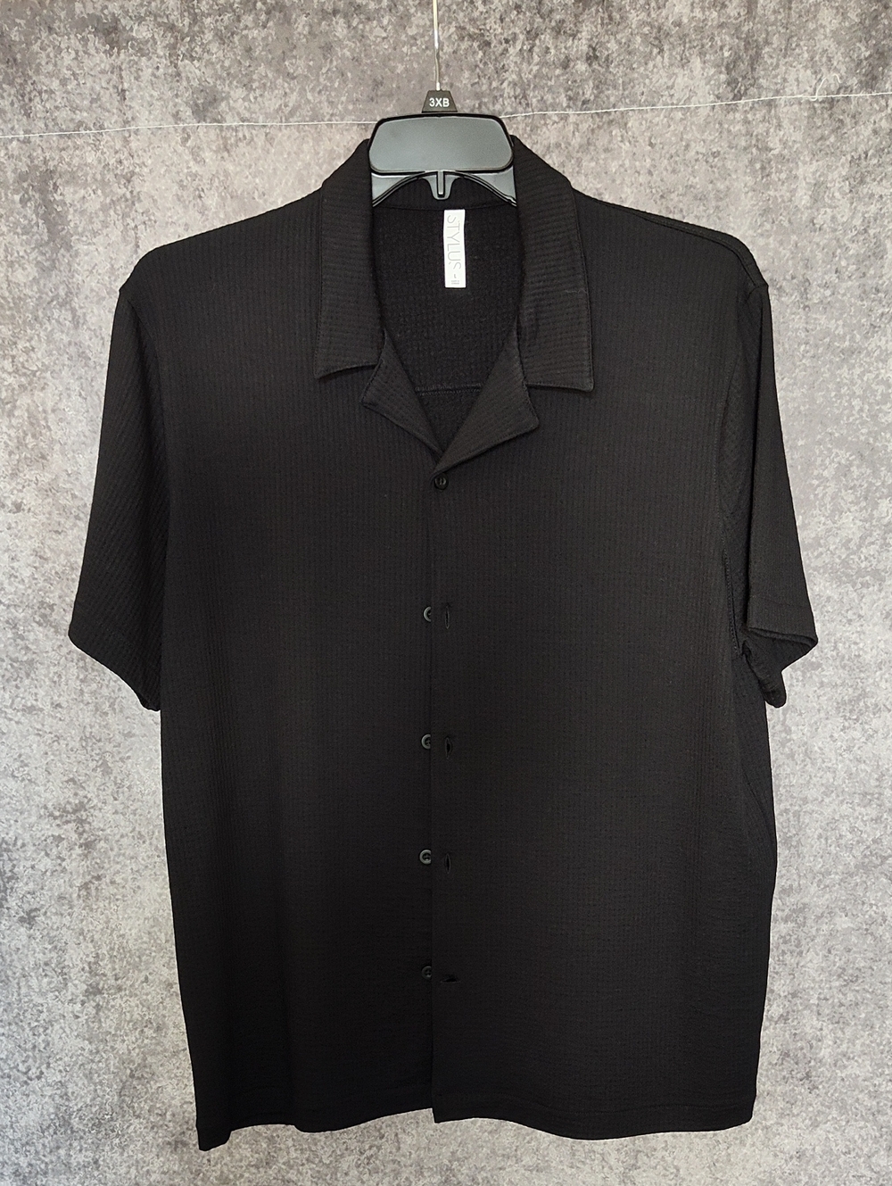 STYLUS Black Short-Sleeve Button-Down Camp Collar Shirt